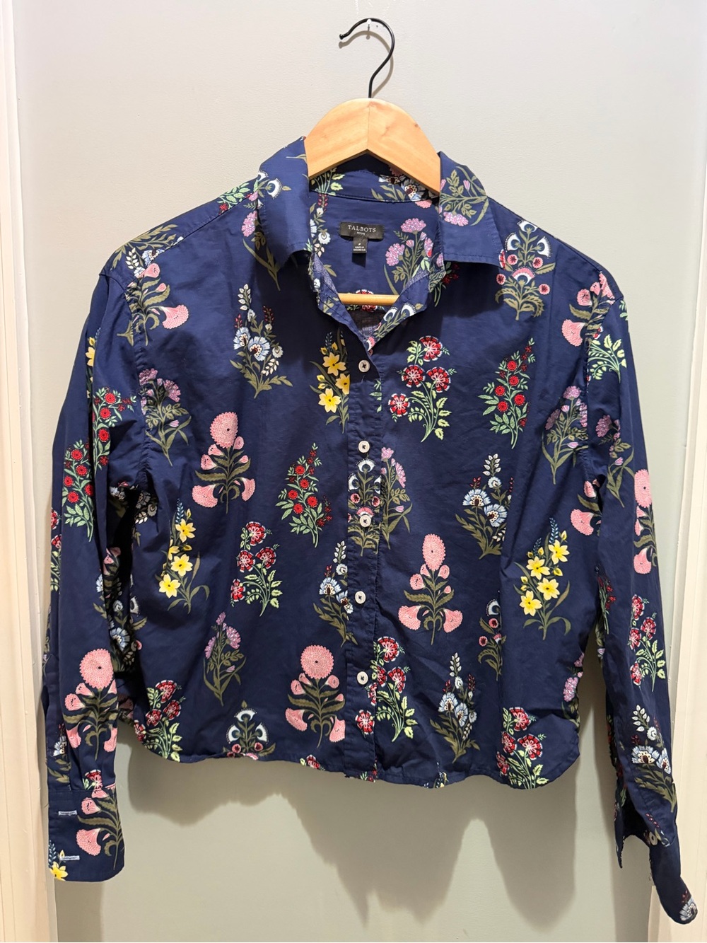 Talbots Navy Floral Button-Up Shirt Petite Loose Fit Floral EUC